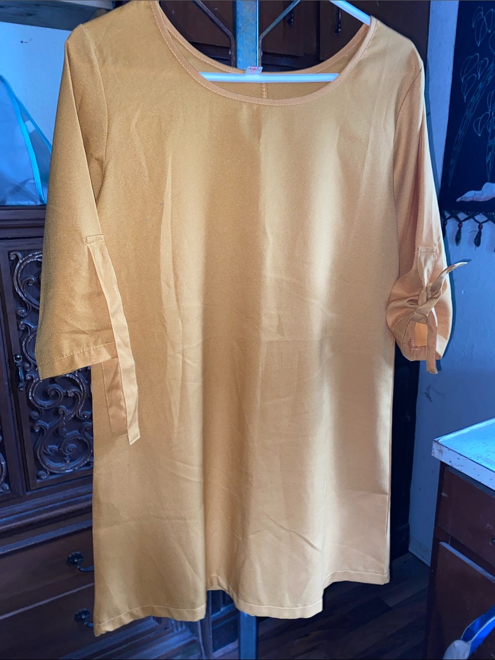 Women’s Tie-Sleeve Shift Dress in Mustard